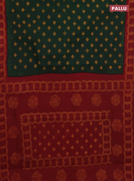 Sungudi cotton saree bottle green and maroon with allover batik prints and printed border