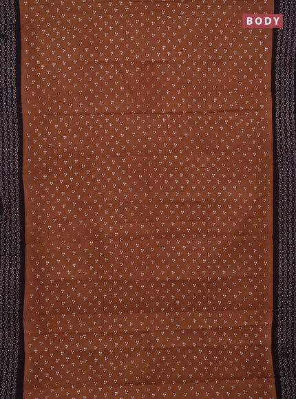 Sungudi cotton saree sandal and coffee brown with allover batik prints and printed border