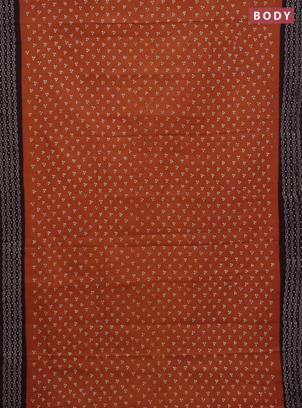 Sungudi cotton saree rust shade and coffee brown with allover batik prints and printed border