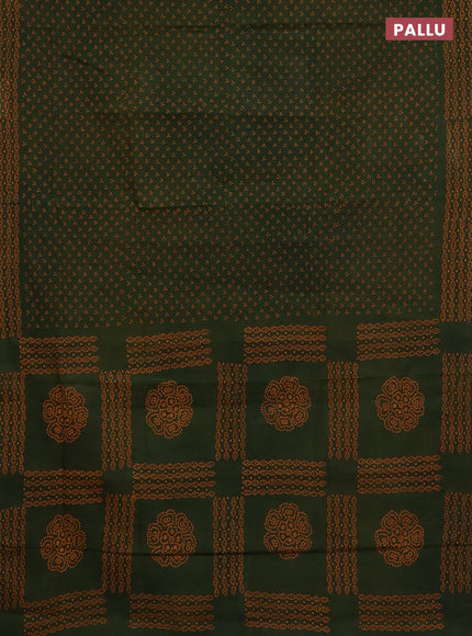 Sungudi cotton saree sap green with allover butta prints and printed border