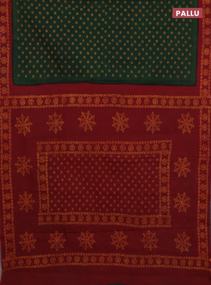Sungudi cotton saree bottle green and maroon with allover butta prints and printed border