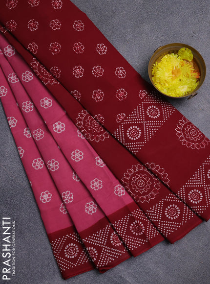 Sungudi cotton saree light pink and maroon with allover batik prints and printed border