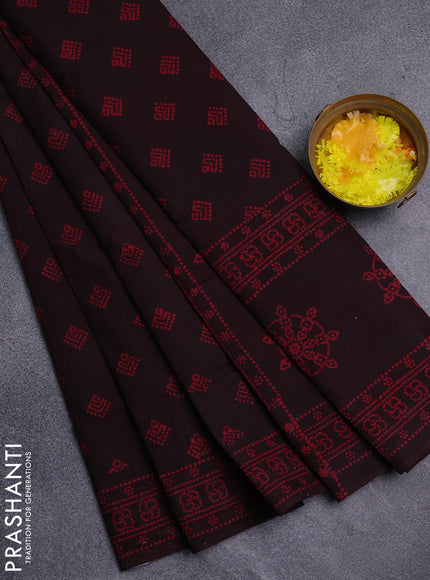 Sungudi cotton saree wine shade with allover batik prints and printed border