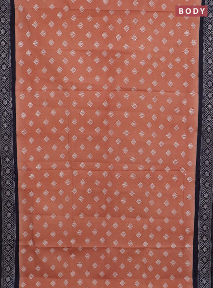 Sungudi cotton saree rust shade and navy blue with allover batik prints and printed border