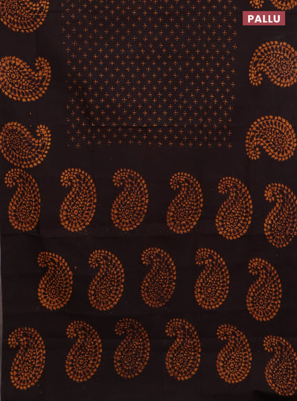 Sungudi cotton saree coffee brown with allover batik prints and printed border