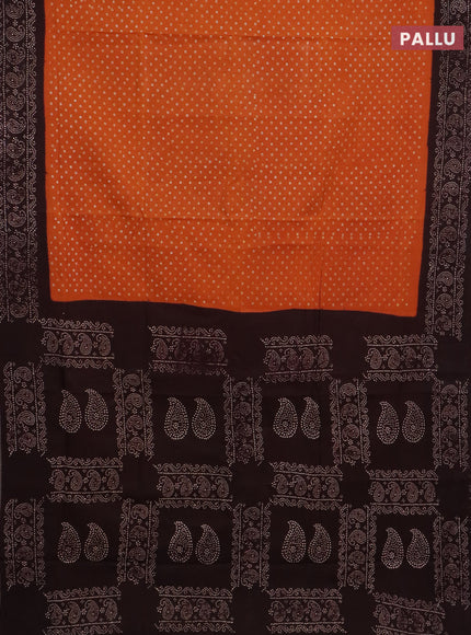 Sungudi cotton saree mustard yellow and coffee brown with allover batik prints and printed border