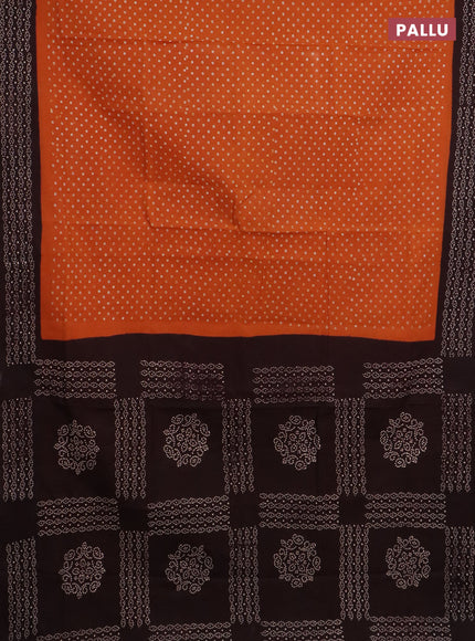 Sungudi cotton saree mustard yellow and coffee brown with allover batik prints and printed border