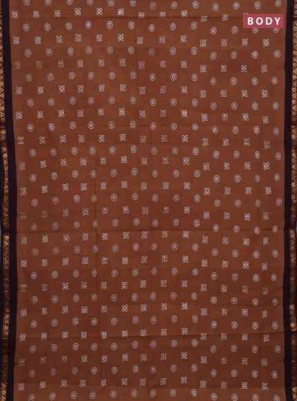 Sungudi cotton saree dark sandal and wine shade with allover batik prints and zari woven border