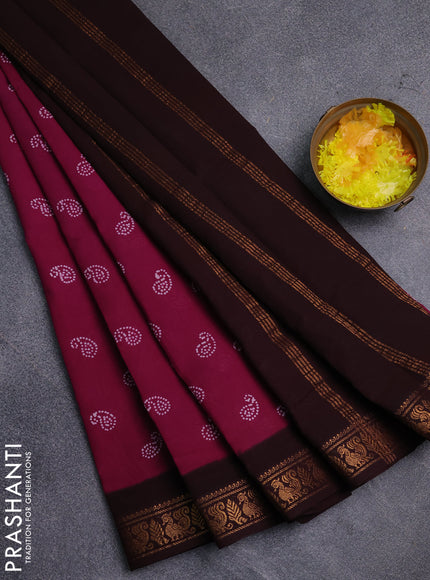 Sungudi cotton saree magenta pink and coffee brown with allover batik prints and zari woven border