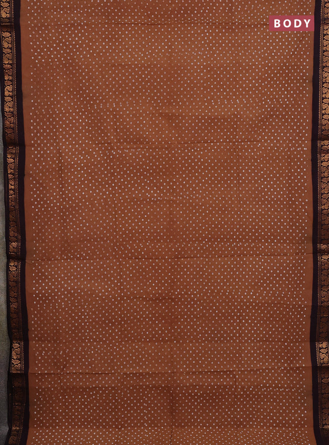 Sungudi cotton saree dark sandal and deep wine shade with allover batik prints and zari woven border