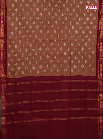 Sungudi cotton saree brown and maroon with allover batik prints and zari woven border
