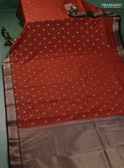 Semi kanchipuram silk saree rust shade and wine shade with allover zari weaves & buttas and zari woven korvai border