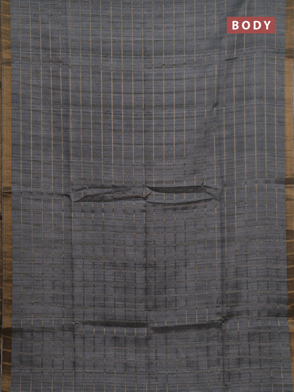 Semi tussar saree grey and beige with allover zari checked pattern and kalamkari printed pallu