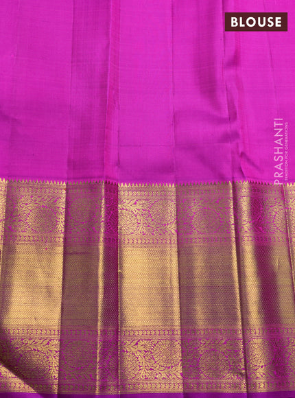 Pure kanchipuram silk saree pink with allover zari woven brocade weaves and long annam zari woven border