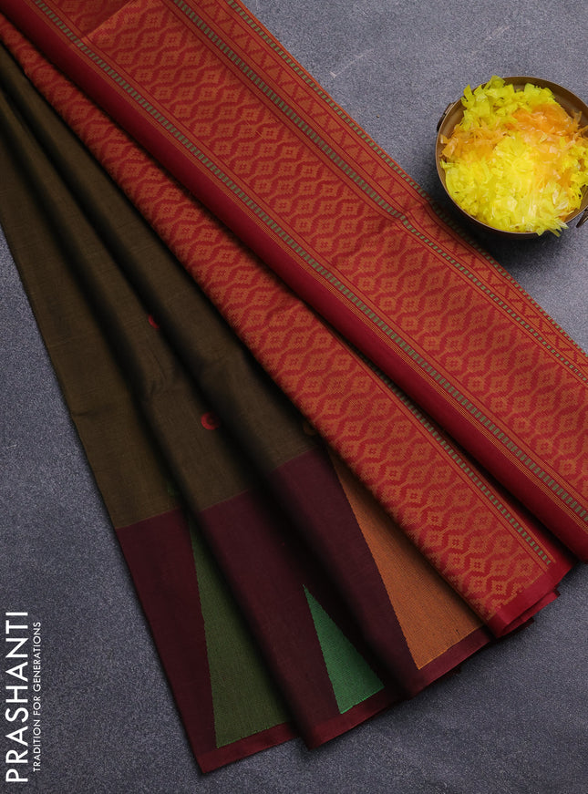 Kora silk cotton saree mehendi green and deep maroon with thread woven buttas and thread woven butta border