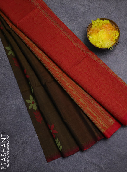 Kora silk cotton saree mehendi green and dual shade of red with thread woven buttas and piping border