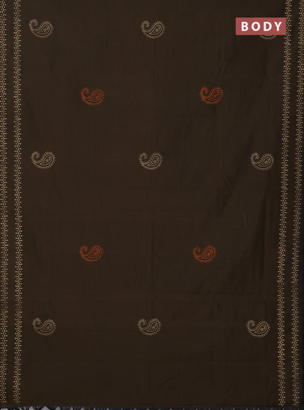 Semi silk cotton saree military green and orange with paisley butta prints and printed border