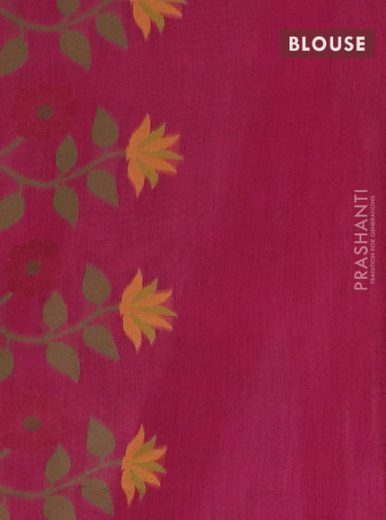 Jamdhani cotton saree magenta pink with floral thread woven buttas and jamdhani pallu