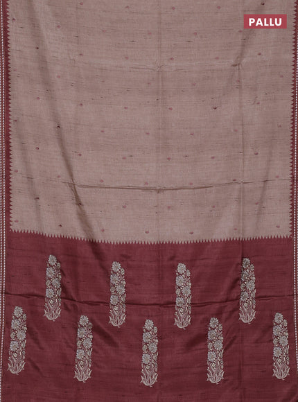 Art tussar saree beige and pastel maroon with embroidery buttas and temple design thread woven border