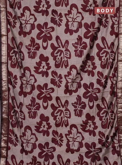 Semi maheswari cotton saree beige and maroon with allover prints and zari woven border