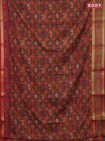 Manthulir green semi tussar saree with matching Neck piece