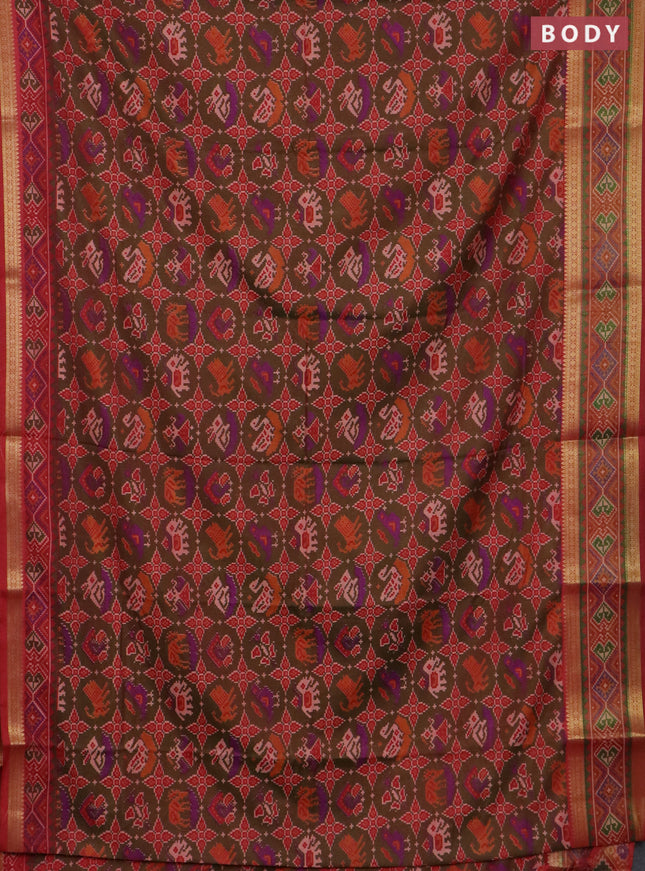 Manthulir green semi tussar saree with matching Neck piece