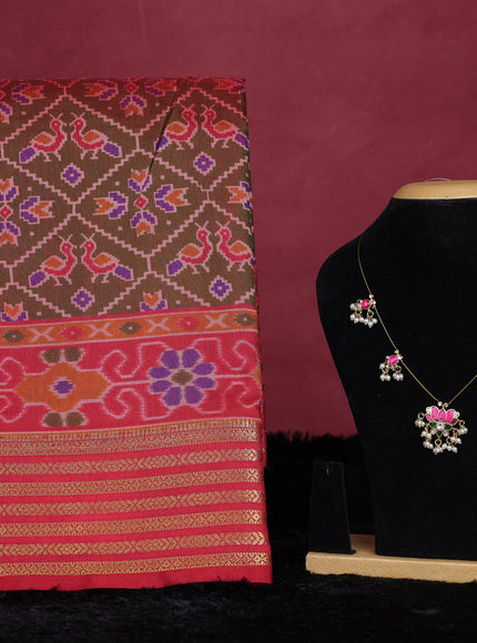 Manthulir green semi tussar saree with matching Neck piece