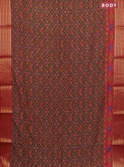 Manthulir green semi tussar saree with matching Neck piece