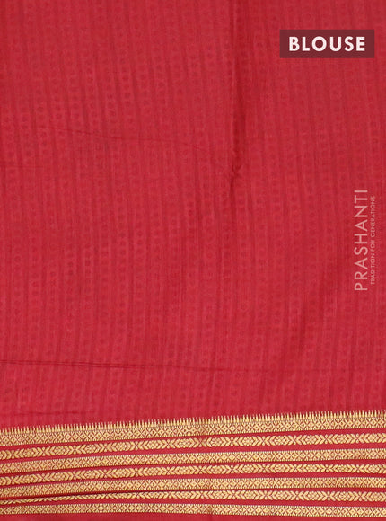 Manthulir green semi tussar saree with matching Neck piece