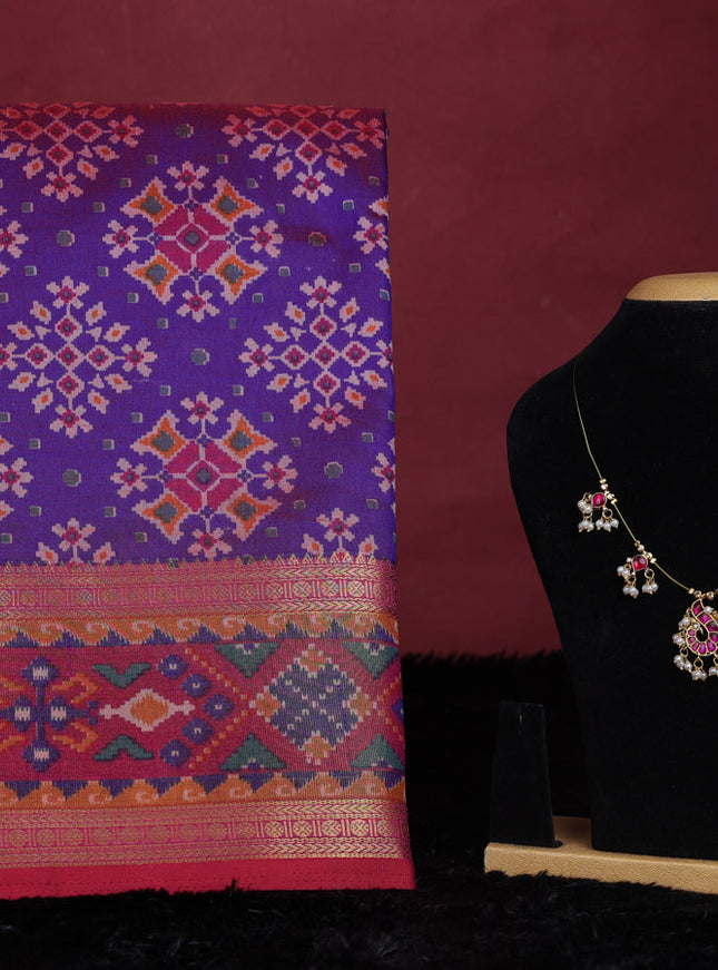 Purple semi tussar saree with matching Neck piece