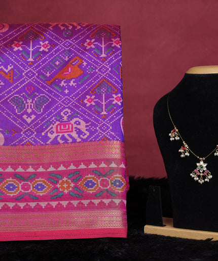 Saree with Jewellery Combo