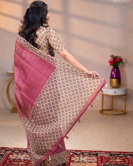 Art chanderi saree pastel maroon and beige with allover checked pattern and printed border