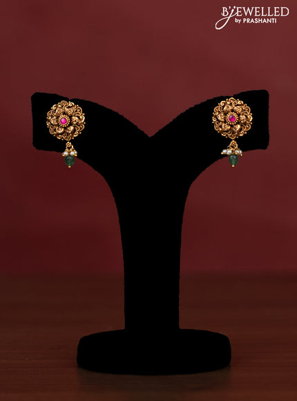 Antique beaded green haaram with side pendant and pink kemp stone