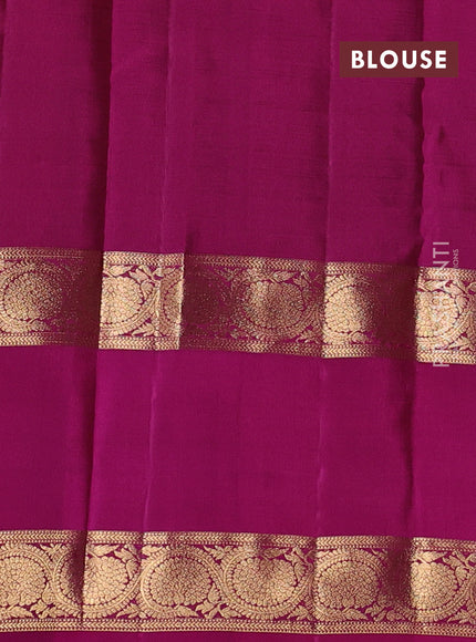 Pure kanchipuram silk saree green and magenta pink with allover zari checked pattern and rettapet zari woven border