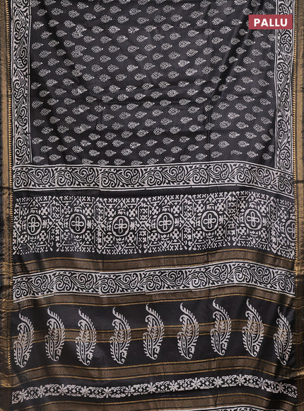 Semi bhagalpuri saree black with allover prints and zari woven border
