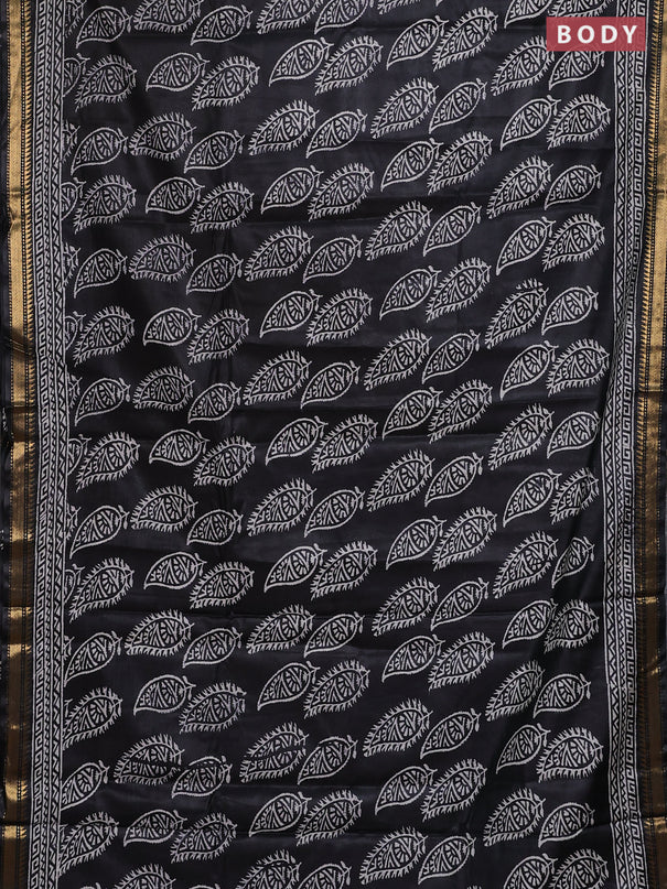 Semi bhagalpuri saree black with allover prints and zari woven border