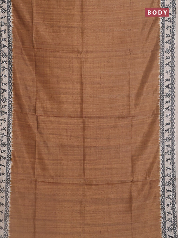 Semi tussar saree sap green and cream with plain body and warli prints kantha stitch work border