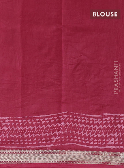 Chanderi bagru saree maroon with allover prints and maheshwari border