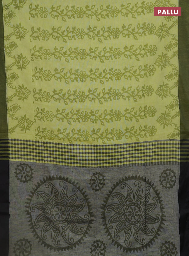 Bengal soft cotton saree light green and grey with allover weaves and simple border