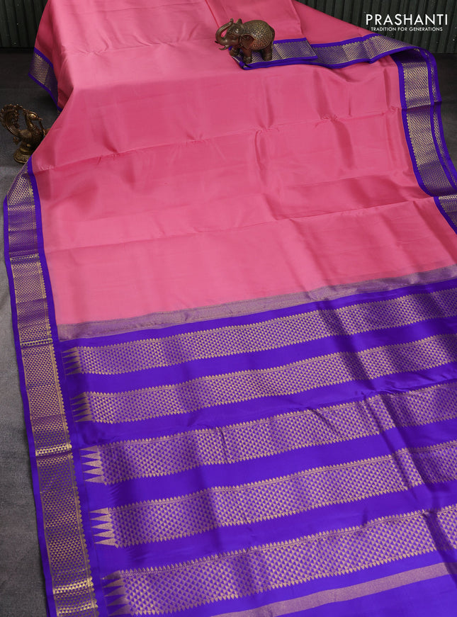 10 Yards pure kanchipuram silk saree light pink and blue with plain body and zari woven korvai border