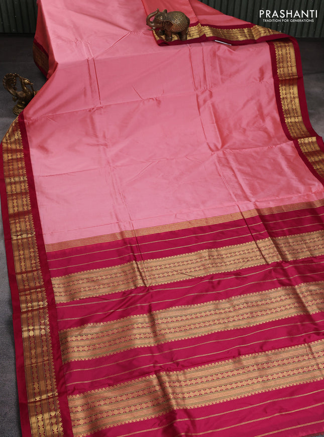 10 Yards pure kanchipuram silk saree peach pink and maroon with plain body and zari woven korvai border