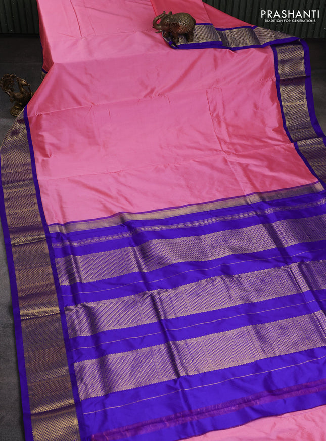 10 Yards pure kanchipuram silk saree light pink and blue with plain body and zari woven korvai border