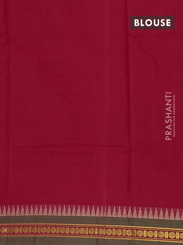 Red narayanpet cotton saree with matching neck piece