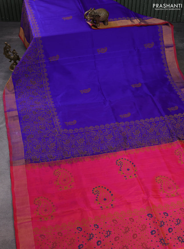 Uppada block printed silk saree blue and dual shade of pinkish orange with paisley butta prints and zari woven border