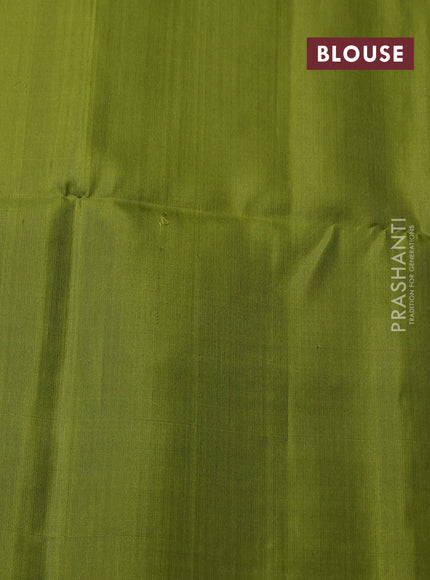 Pure soft silk saree pink and mehendi green with allover zari weaves and long zari woven border