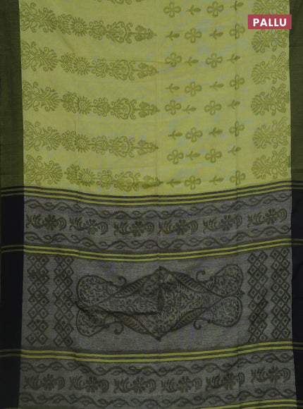 Bengal soft cotton saree light green and grey with allover weaves and simple border