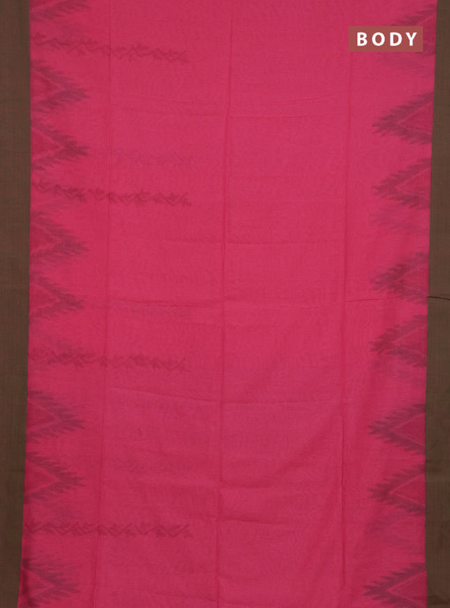 Bengal soft cotton saree pink and green with weaves and simple border