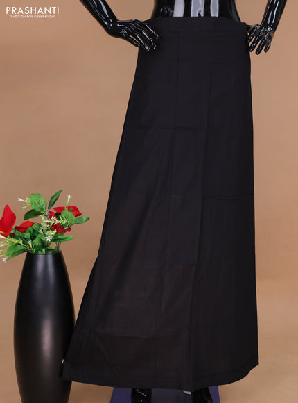 Inskirt black