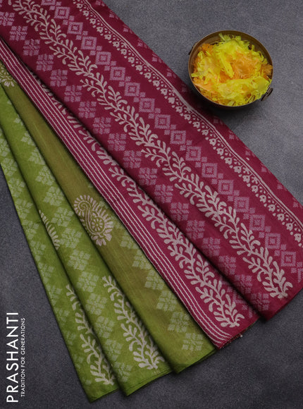 Semi bamboo saree light green and dark magenta pink with allover thread weaves & prints in borderless style