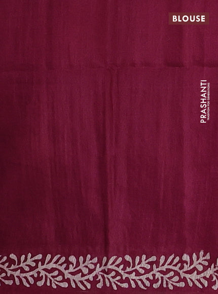 Semi bamboo saree light green and dark magenta pink with allover thread weaves & prints in borderless style